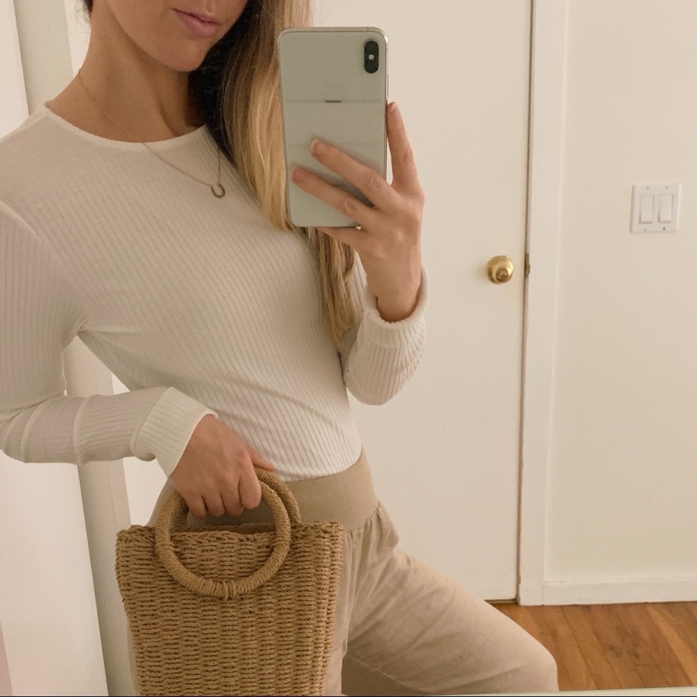 Turquoise Horseshoe Necklace | Rose Gold Plated - Picture 3 of 8